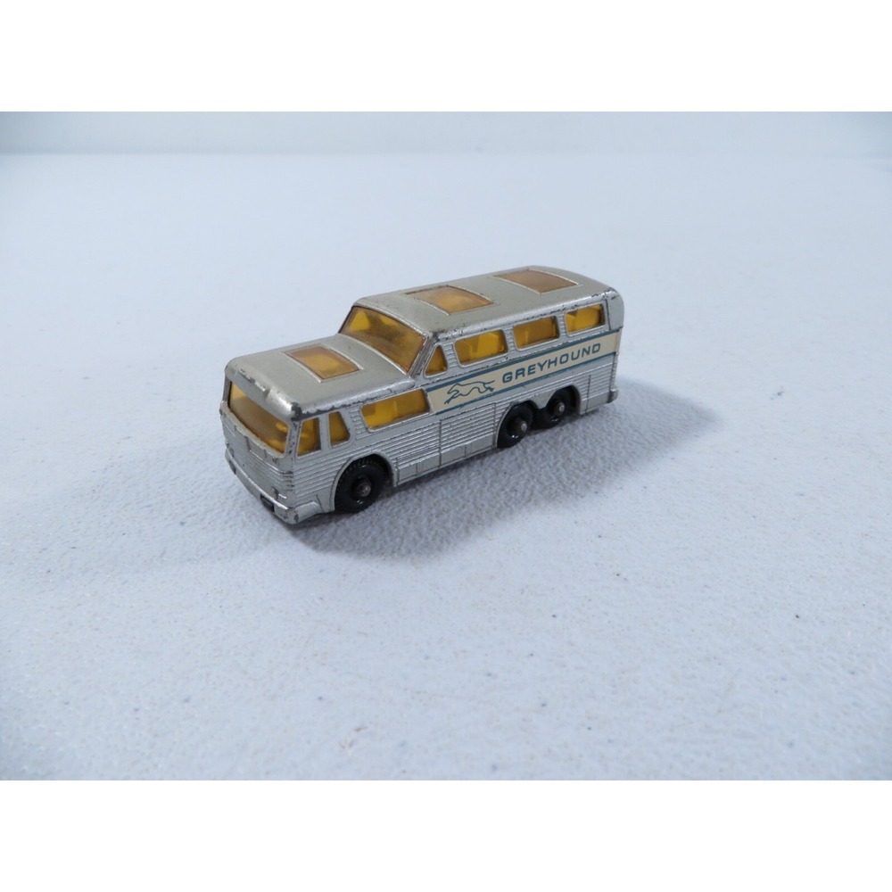 Vintage Matchbox Series No. 66‎ Greyhound Coach Silver Lesney England